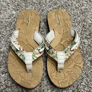 Stylish Floral Sandals by Yellow Box